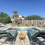 Contemporary With Pool In Trinite פורטו-וישיו