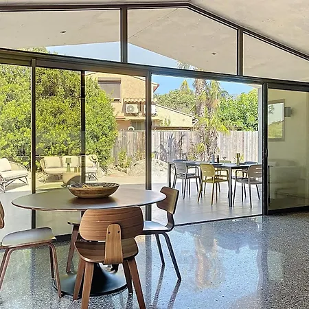 Contemporary With Pool In Trinité *