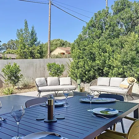 Contemporary With Pool In Trinite Σπίτι διακοπών *