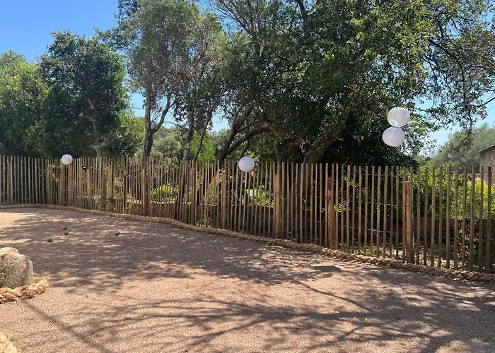 度假居 Contemporary With Pool In Trinite *